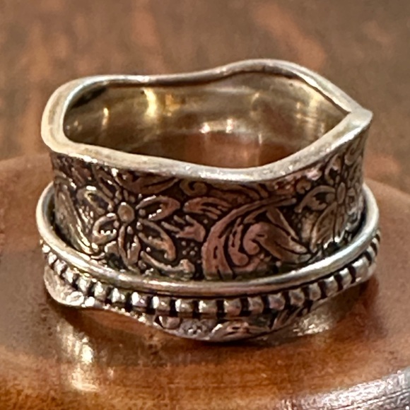 .925 Sterling Silver Spinner Ring Size 10 - Picture 1 of 4